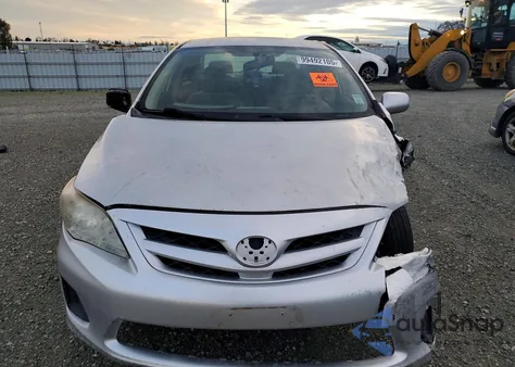 2011 Toyota Corolla Base z USA, uszkodzony, nr VIN JTDBU4EE5B9129603